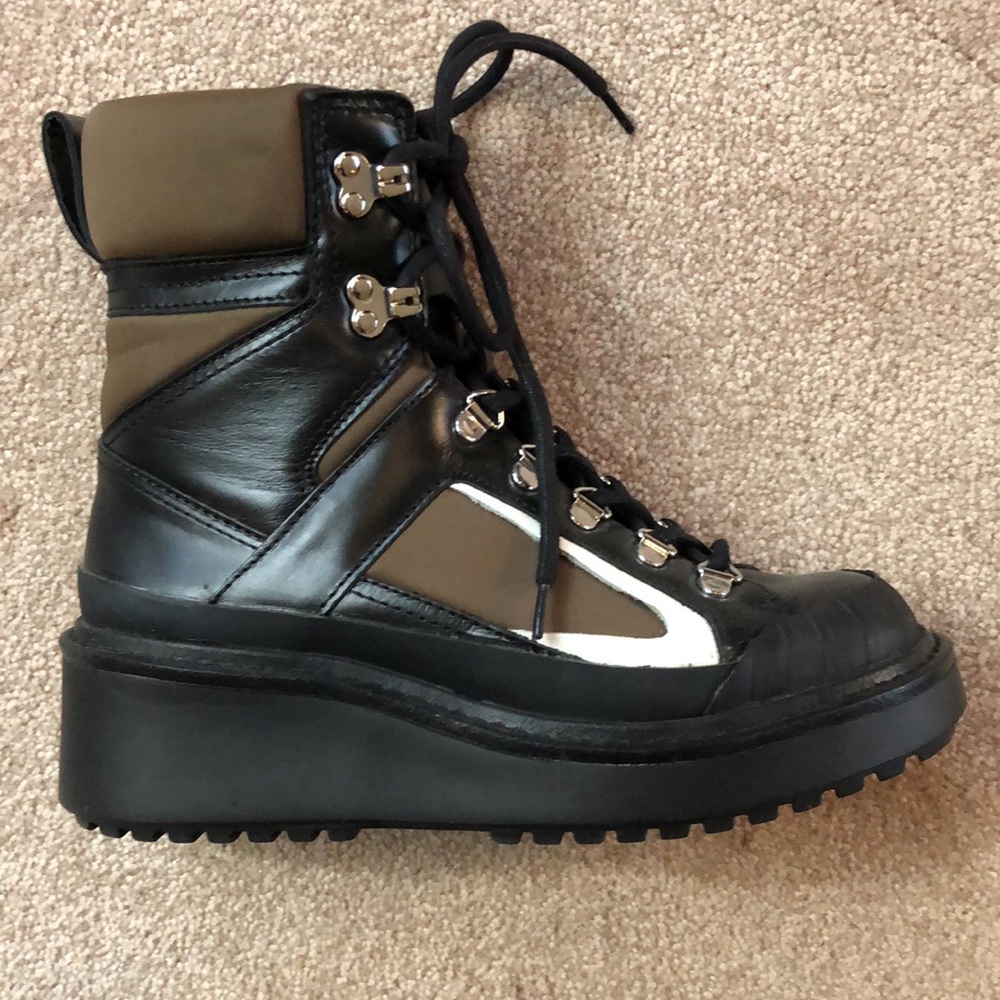 Zara Low Heeled Hiking Ankle Boot, size 36